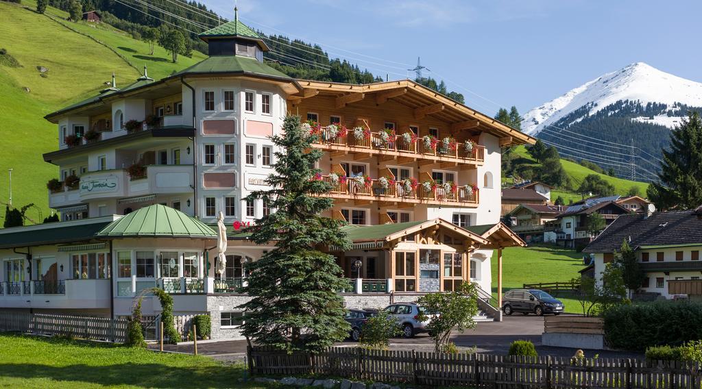 Hotel Maria Theresia Gerlos Εξωτερικό φωτογραφία